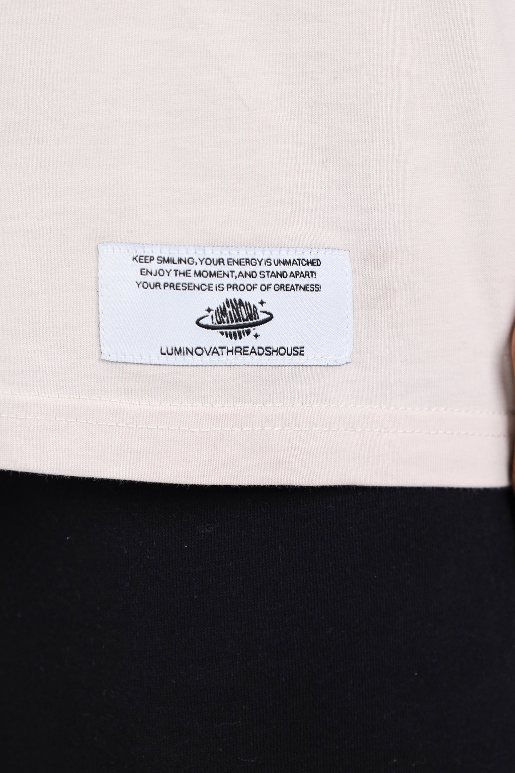 Emarati Essentials - Unisex